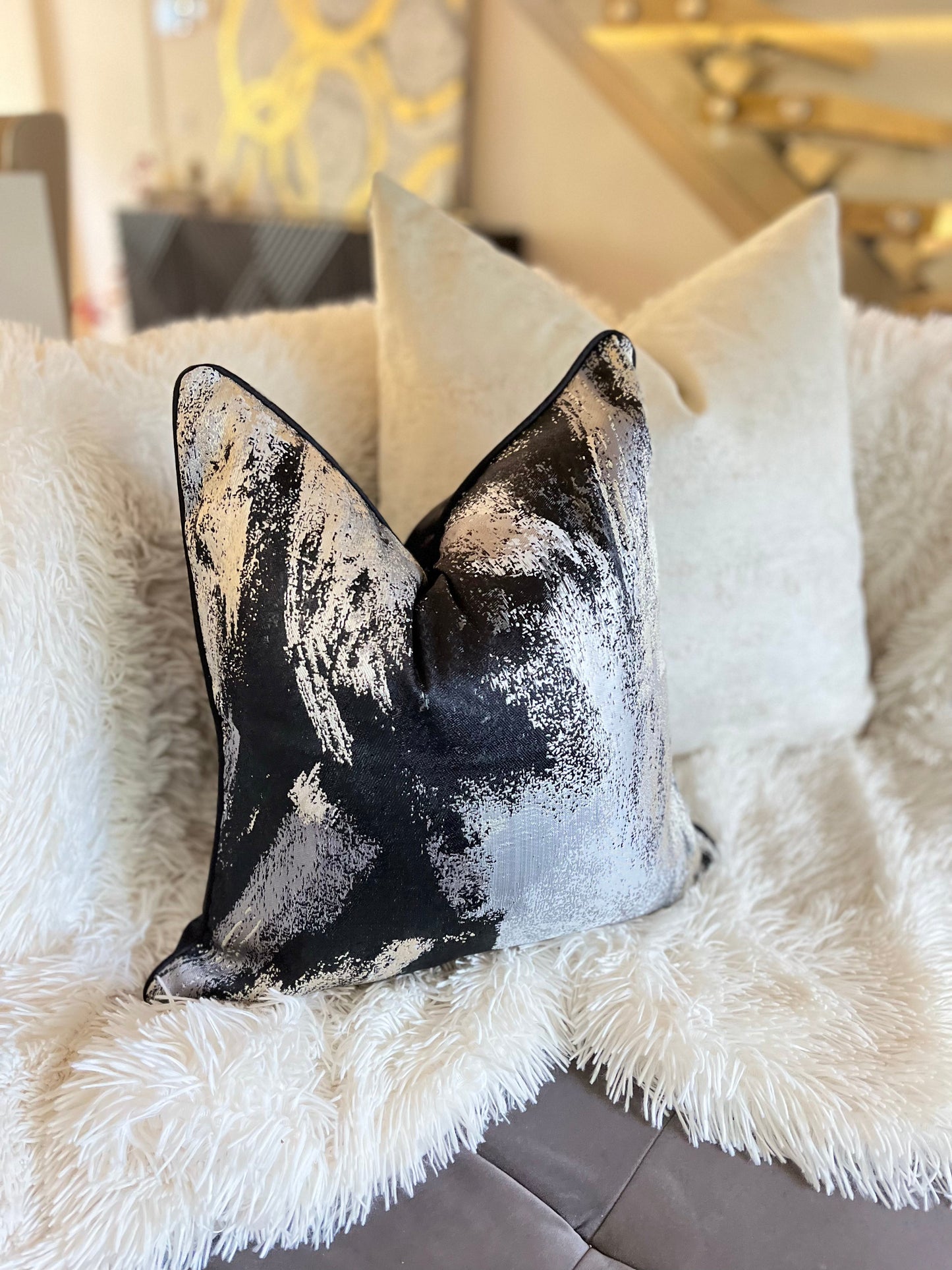 sofa-furniture-cushions-Cover-Pillow-Throw Blankets