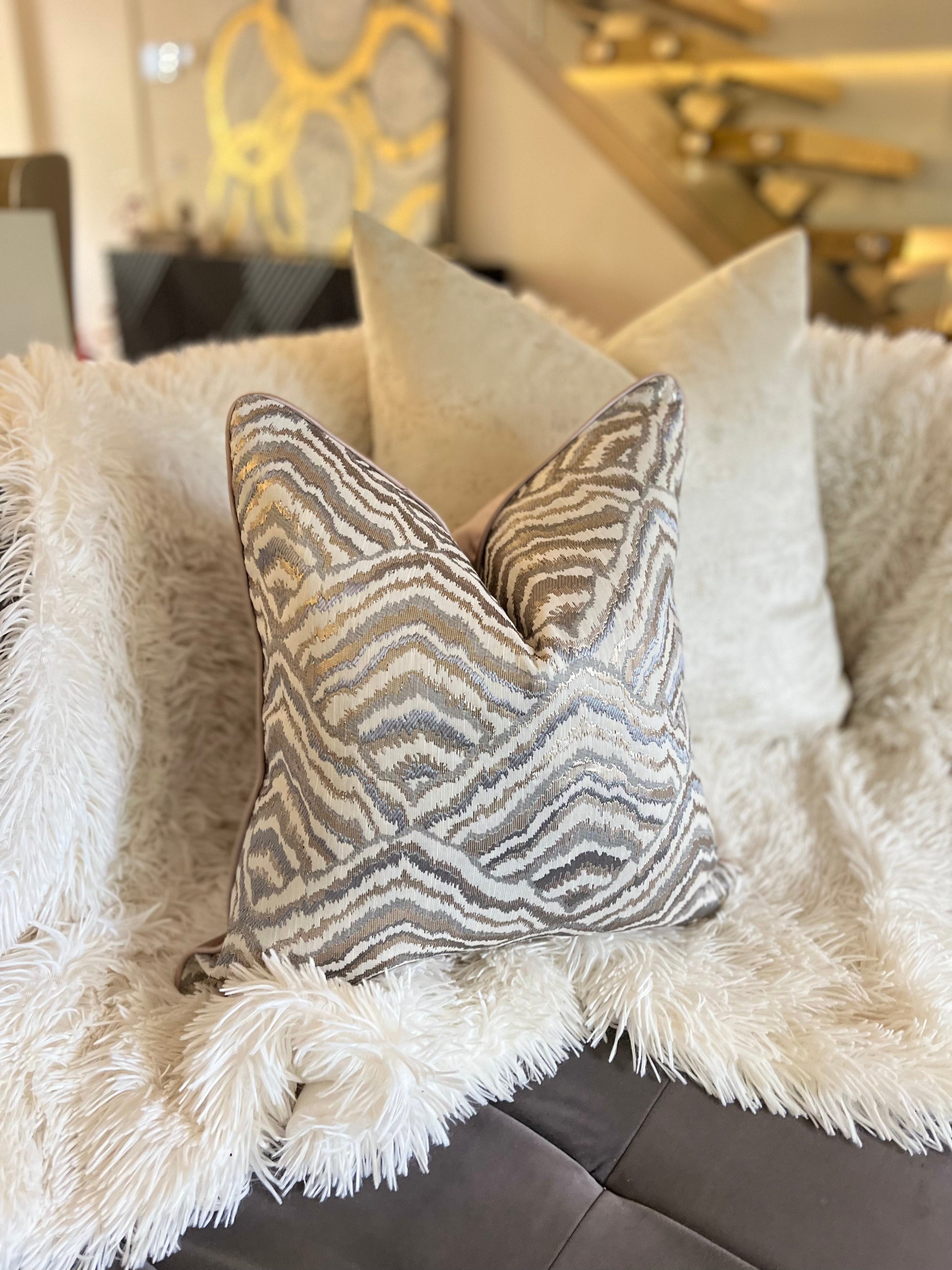 sofa-furniture-cushions-Cover-Pillow-Throw Blankets