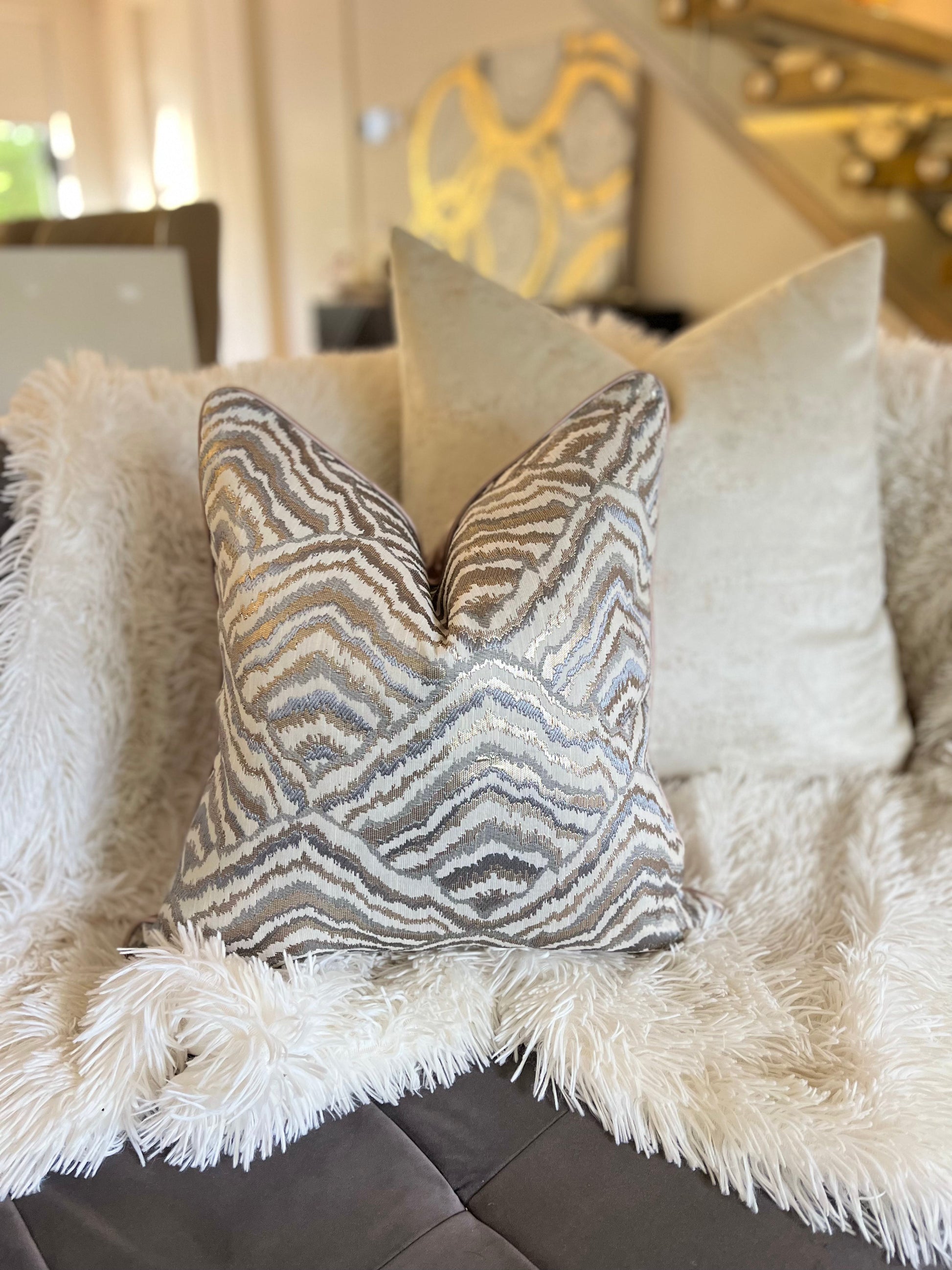 sofa-furniture-cushions-Cover-Pillow-Throw Blankets