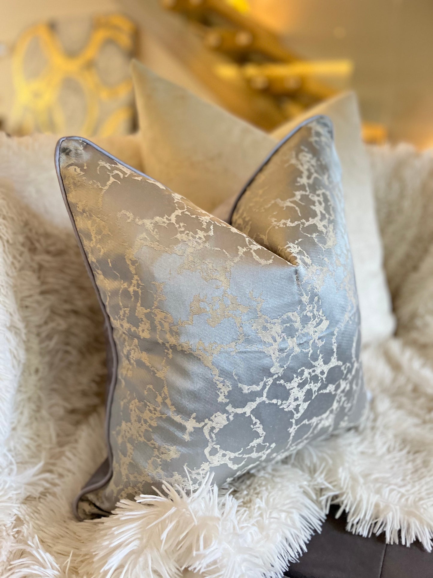 sofa-furniture-cushions-Cover-Pillow-Throw Blankets