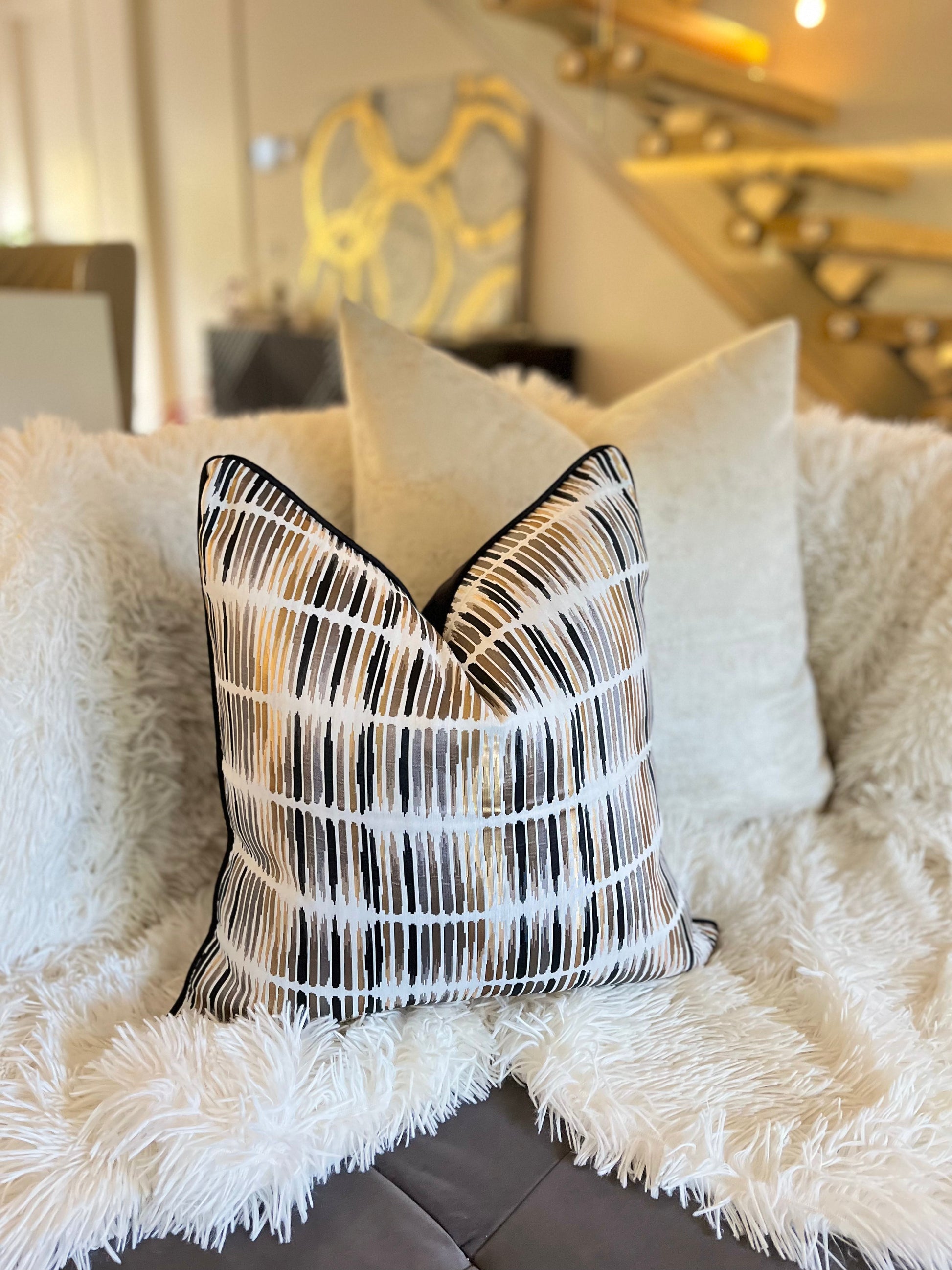 sofa-furniture-cushions-Cover-Pillow-Throw Blankets