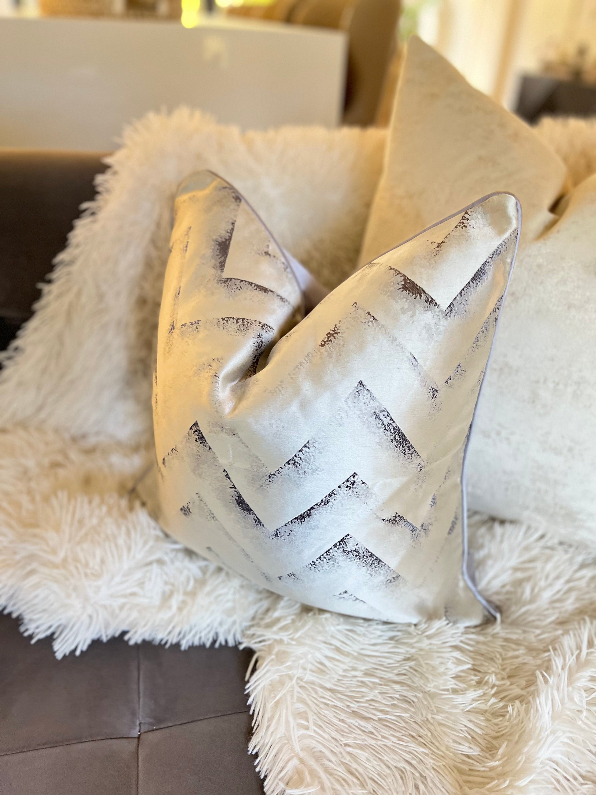 sofa-furniture-cushions-Cover-Pillow-Throw Blankets