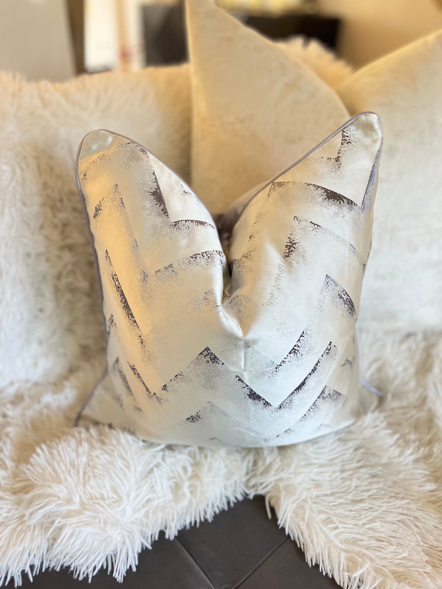 sofa-furniture-cushions-Cover-Pillow-Throw Blankets