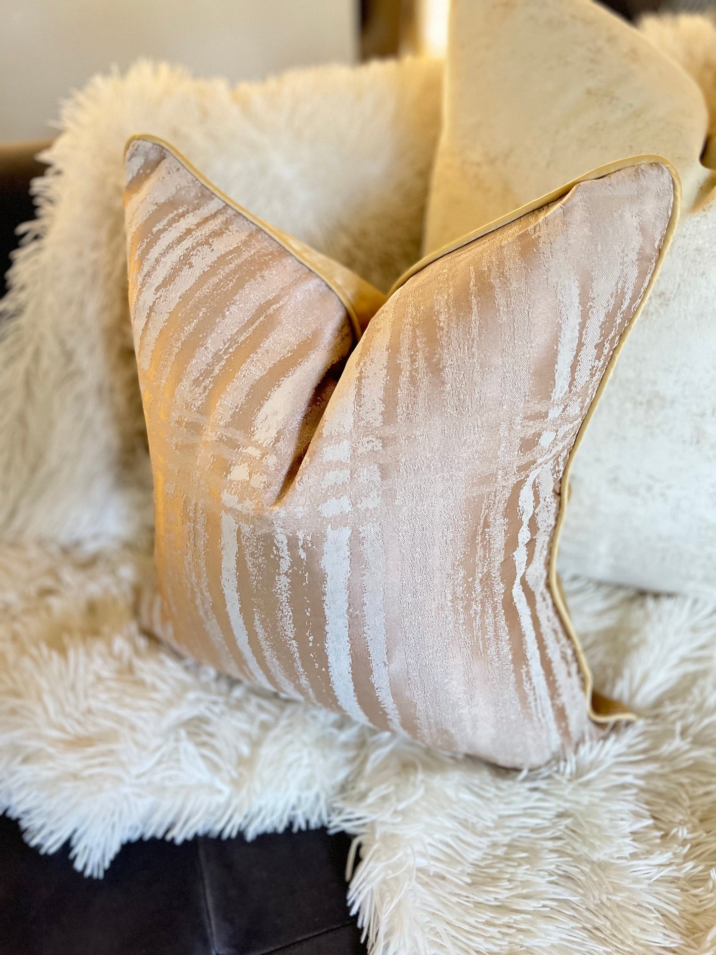 sofa-furniture-cushions-Cover-Pillow-Throw Blankets