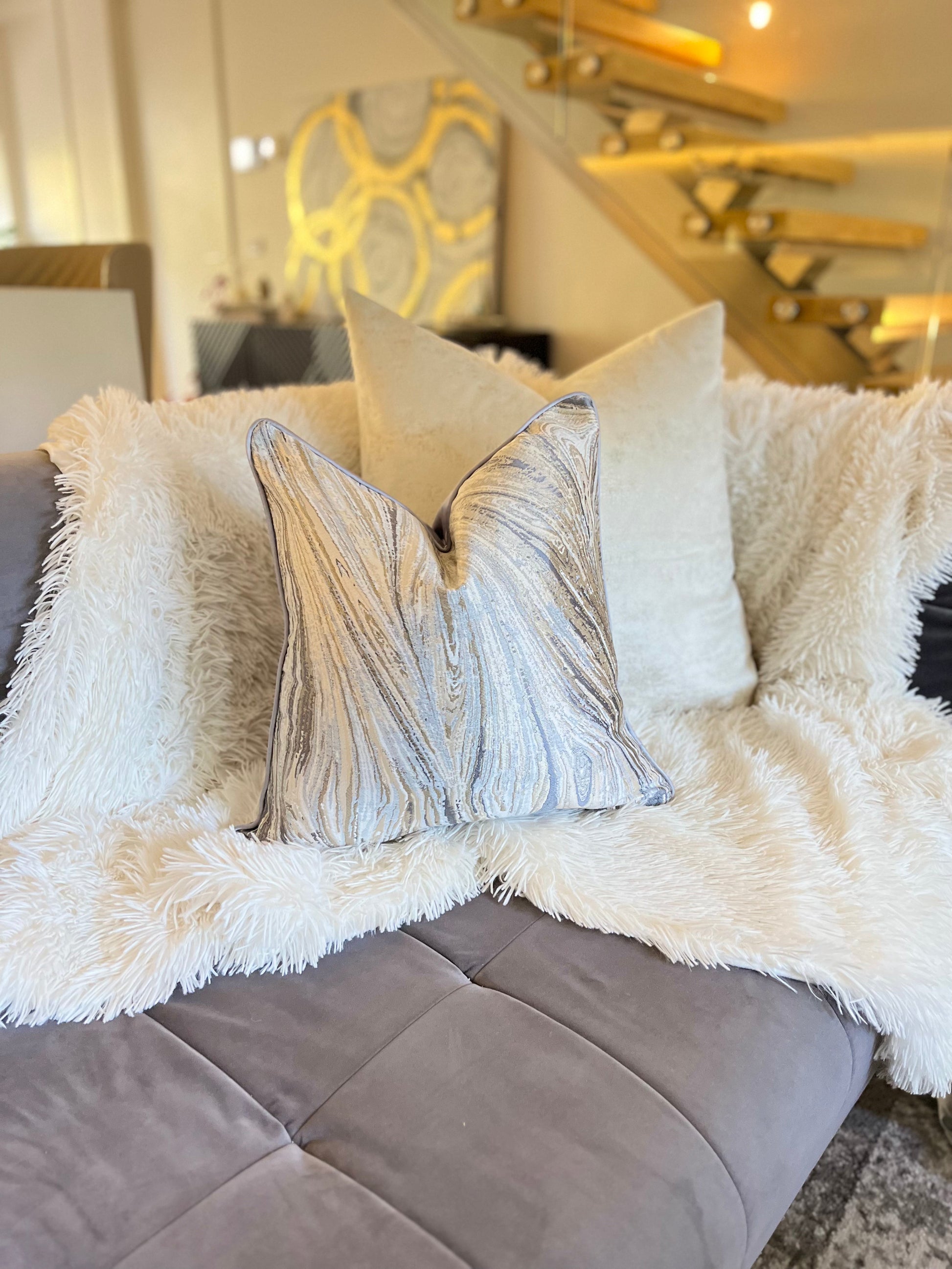 sofa-furniture-cushions-Cover-Pillow-Throw Blankets