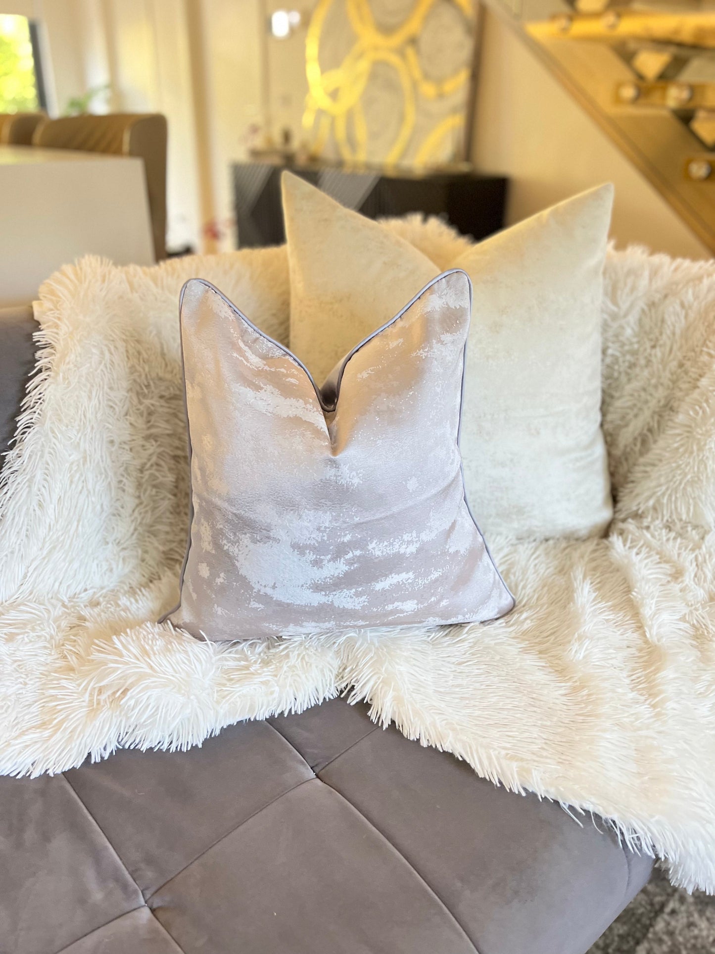 sofa-furniture-cushions-Cover-Pillow-Throw Blankets