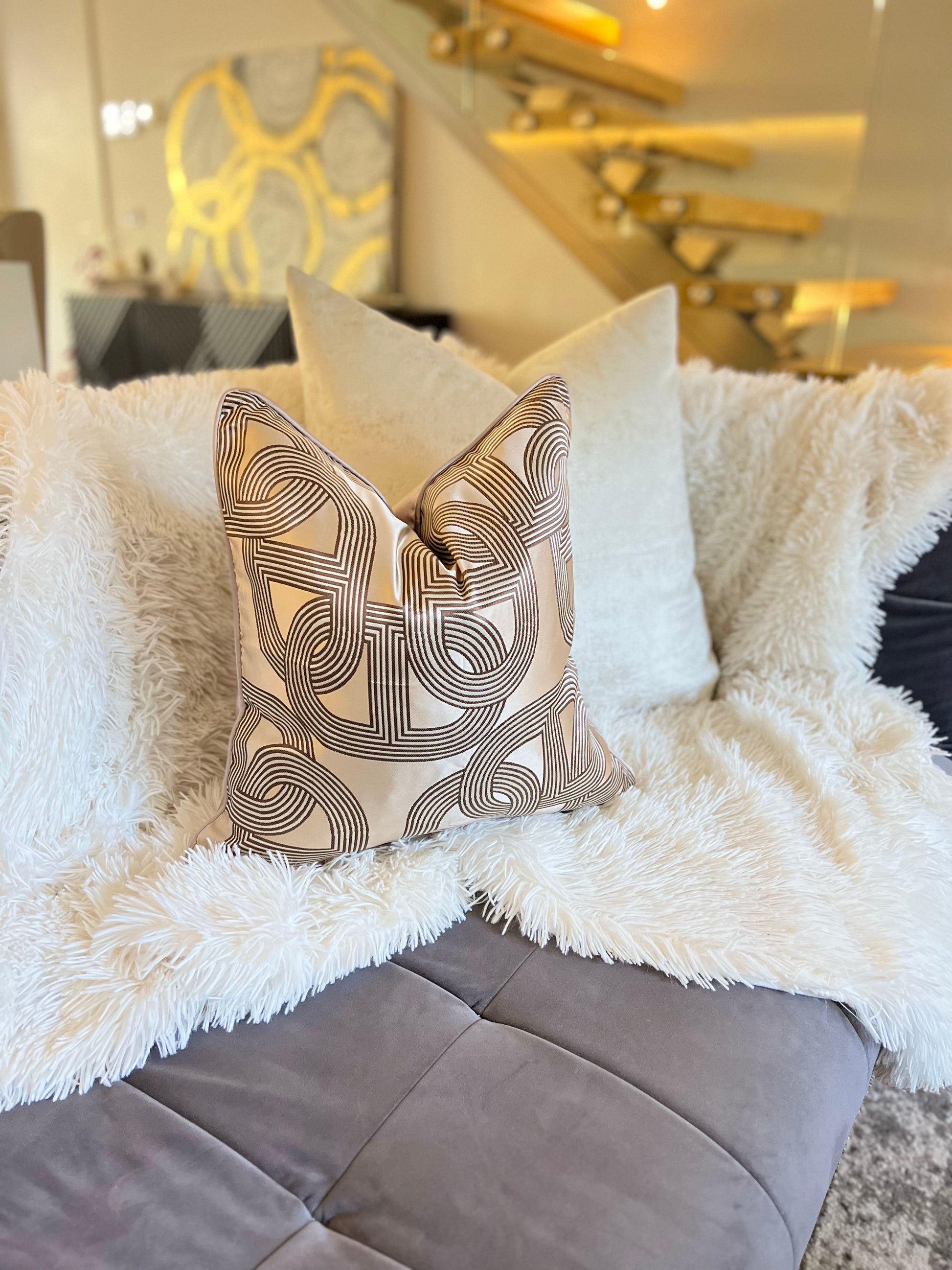 sofa-furniture-cushions-Cover-Pillow-Throw Blankets