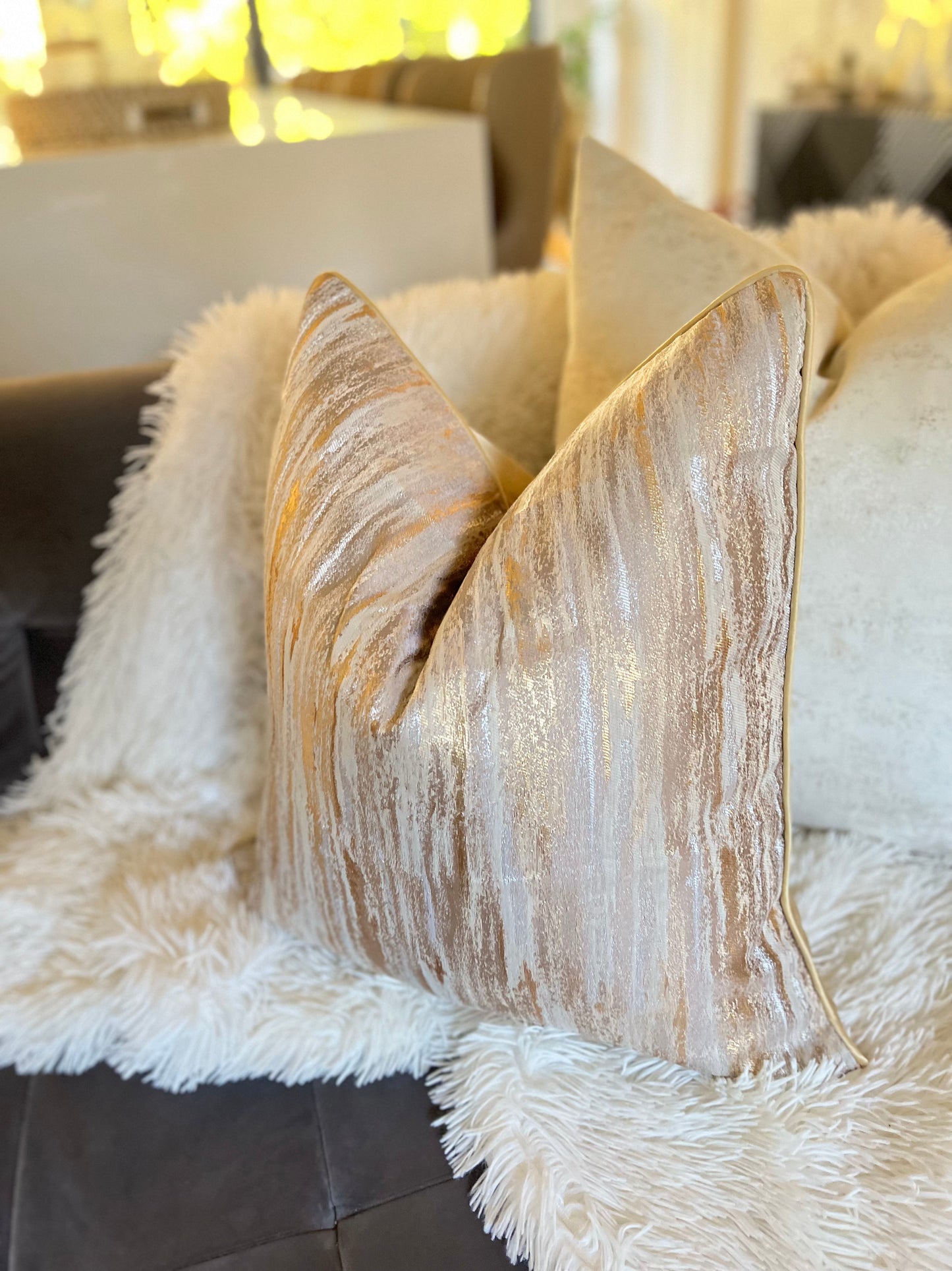 sofa-furniture-cushions-Cover-Pillow-Throw Blankets