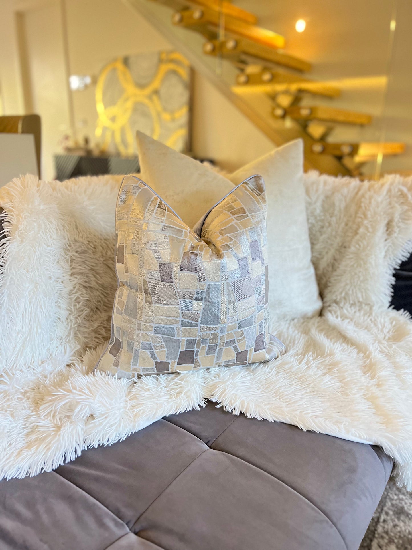 sofa-furniture-cushions-Cover-Pillow-Throw Blankets