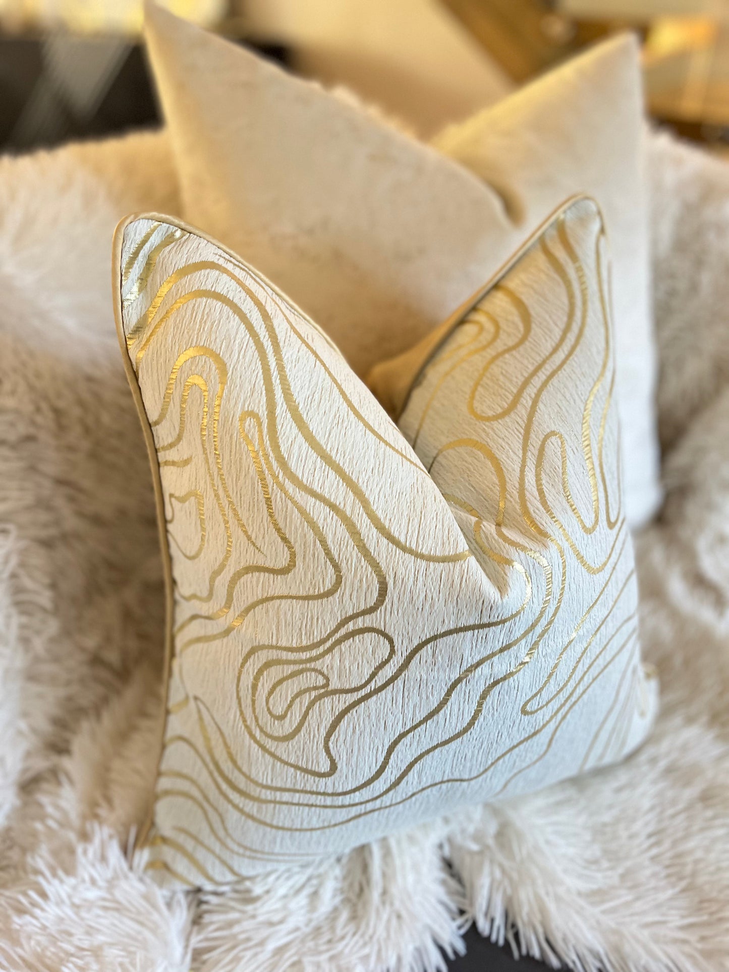 sofa-furniture-cushions-Cover-Pillow-Throw Blankets