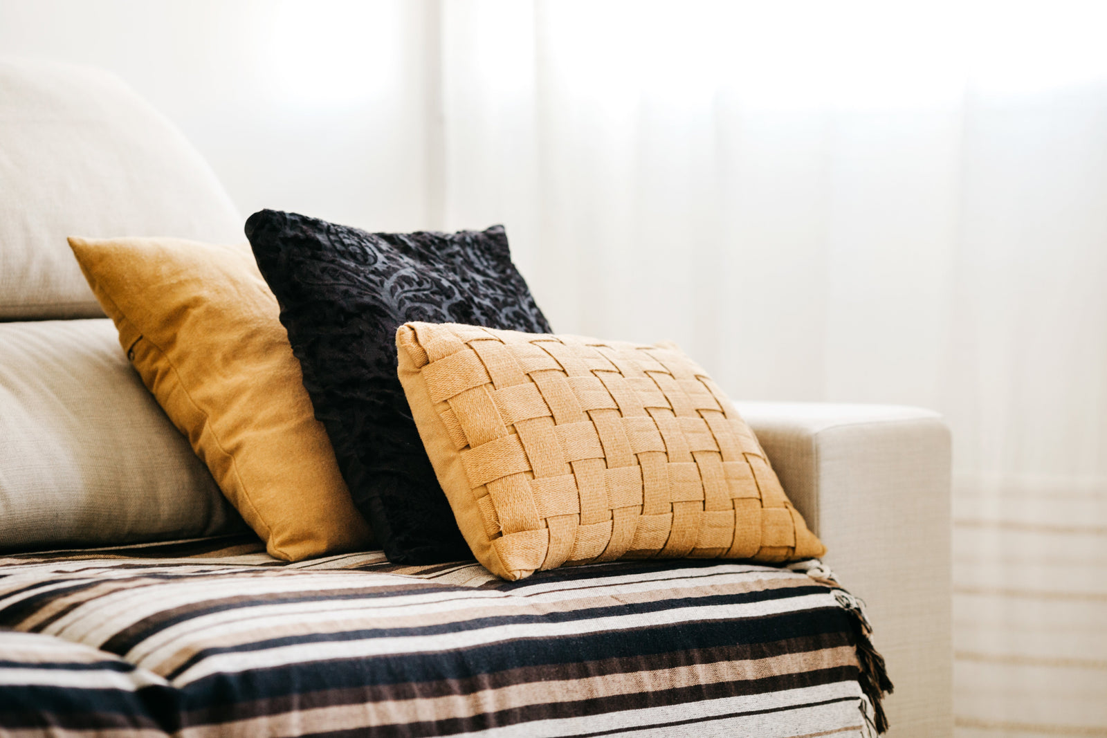 How to Make a Cushion Cover by Hand - Crafting Comfort