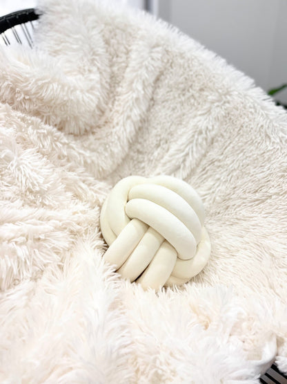 sofa-furniture-cushions-Cover-Pillow-Throw Blankets
