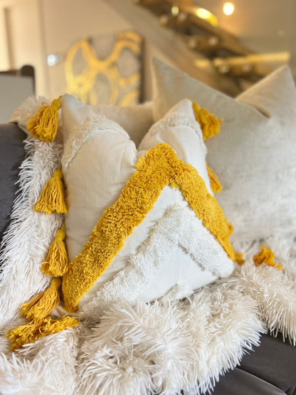 sofa-furniture-cushions-Cover-Pillow-Throw Blankets
