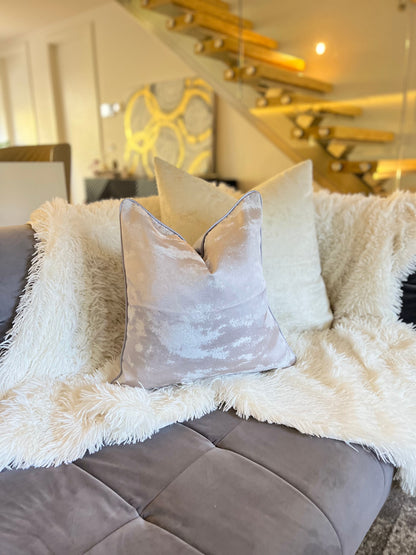 sofa-furniture-cushions-Cover-Pillow-Throw Blankets