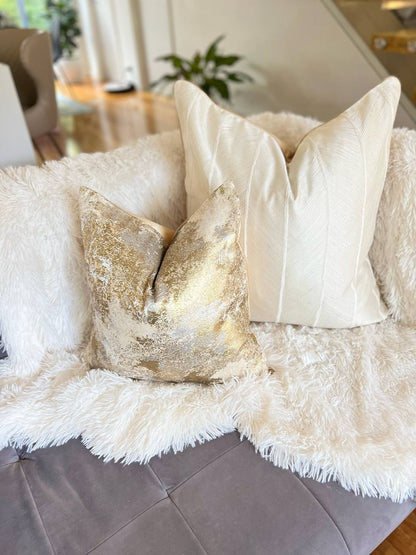 sofa-furniture-cushions-Cover-Pillow-Throw Blankets